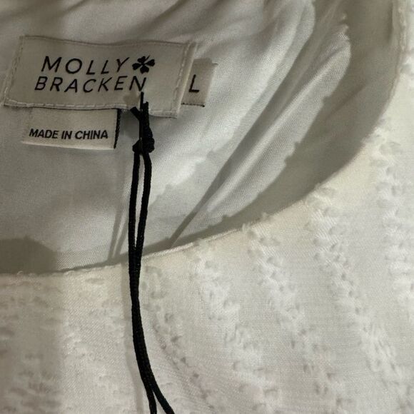 Elegant White Women's dress - Picture 5 of 7